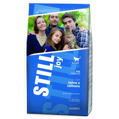 Alimento completo per gatti con pollo e pesce
